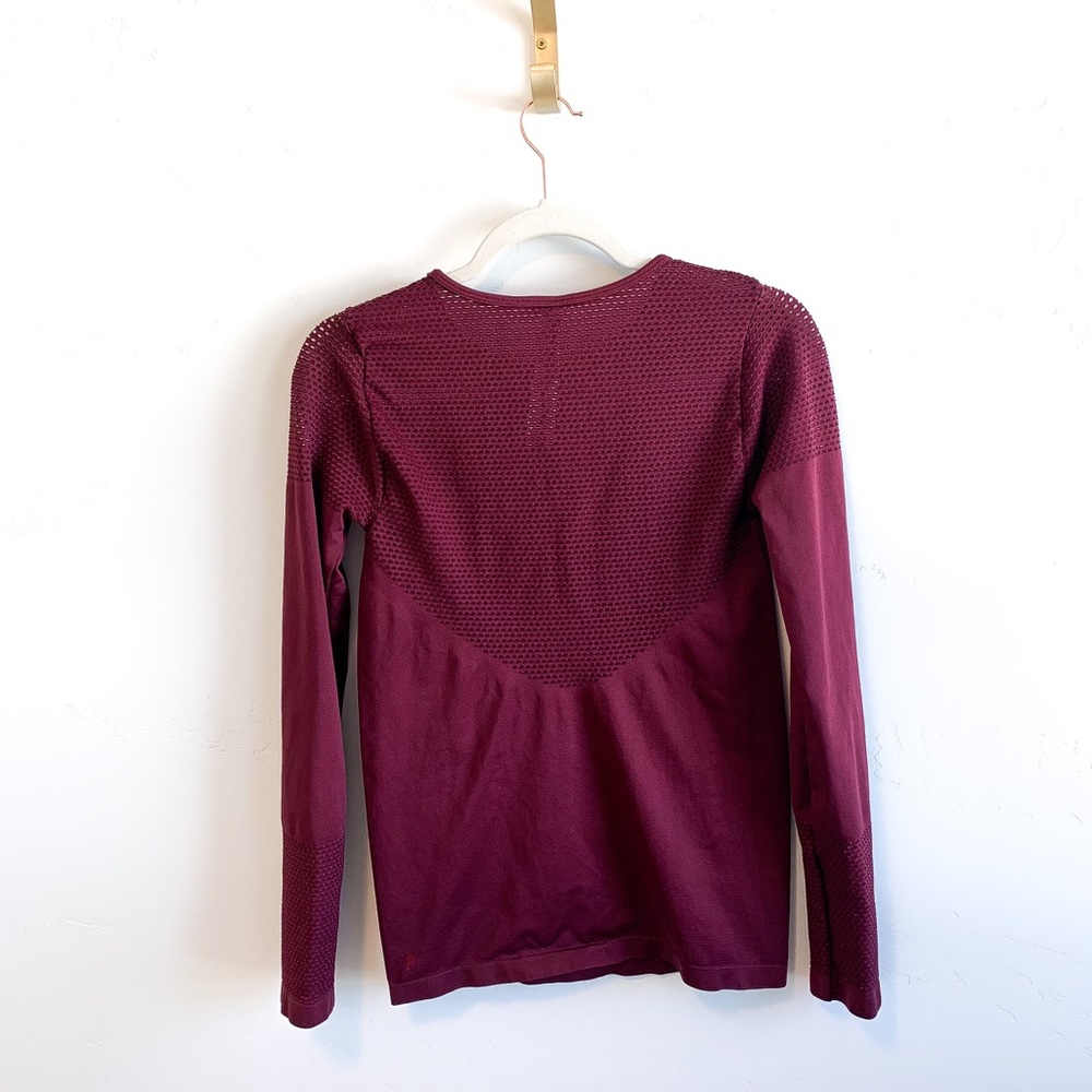 Fabletics Musetta Seamless Mesh Long Sleeve Shirt - Picture 7 of 8